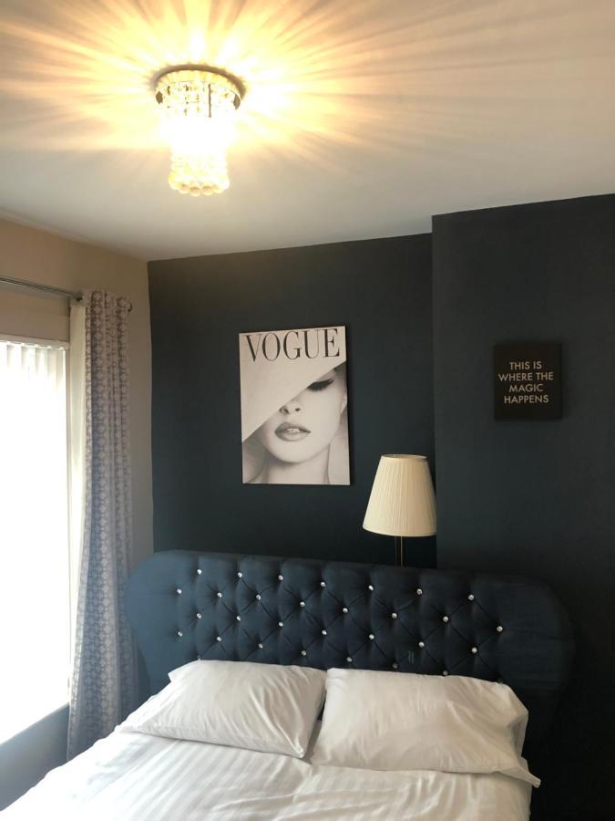 3 Double Bed Brittania Styled Central Home Near Lfc Sleeps 6 With Free Business Super Fast Fibre Broadband Λίβερπουλ Εξωτερικό φωτογραφία