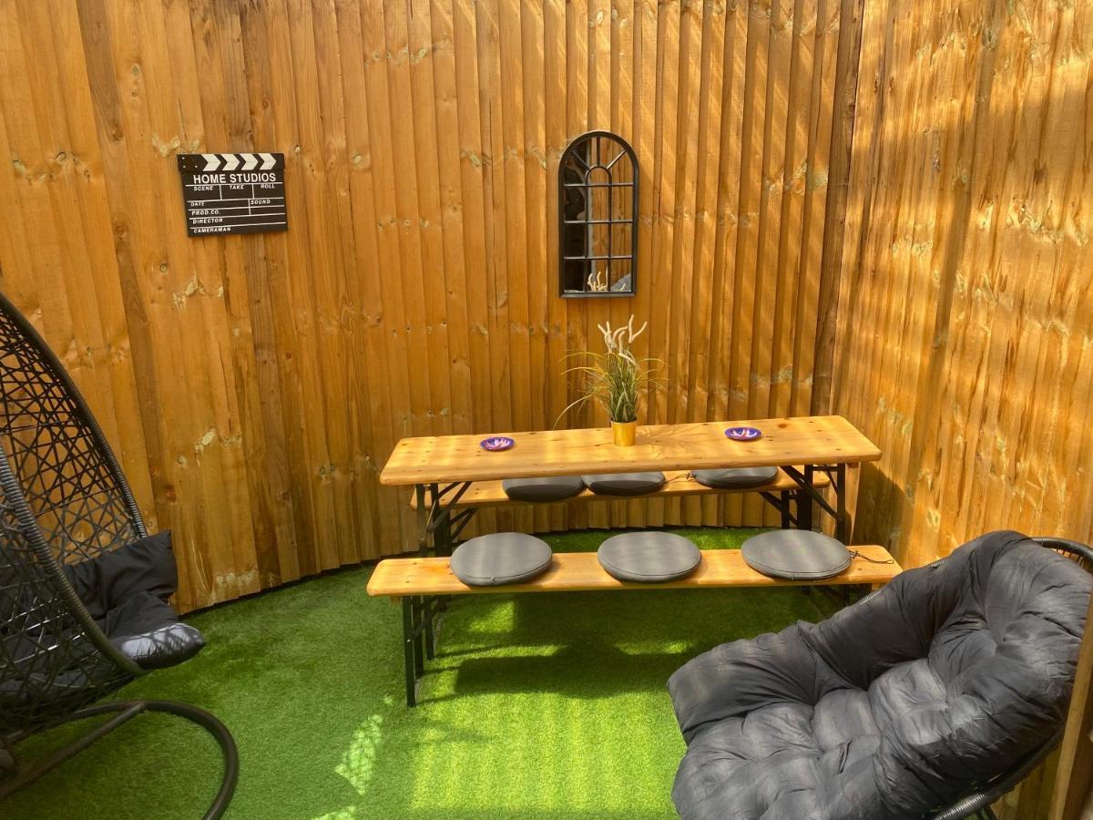 3 Double Bed Brittania Styled Central Home Near Lfc Sleeps 6 With Free Business Super Fast Fibre Broadband Λίβερπουλ Εξωτερικό φωτογραφία
