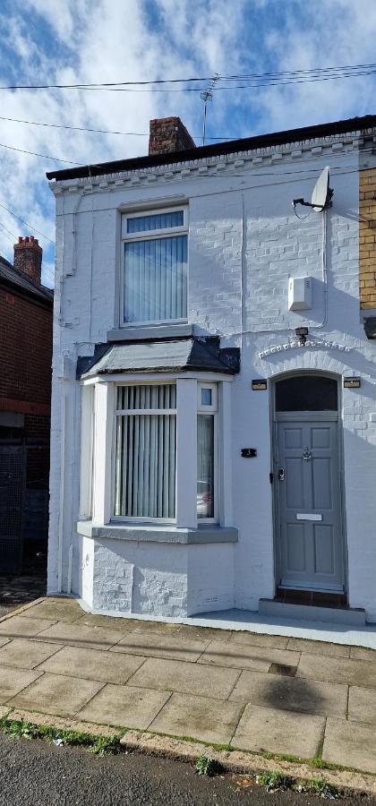 3 Double Bed Brittania Styled Central Home Near Lfc Sleeps 6 With Free Business Super Fast Fibre Broadband Λίβερπουλ Εξωτερικό φωτογραφία